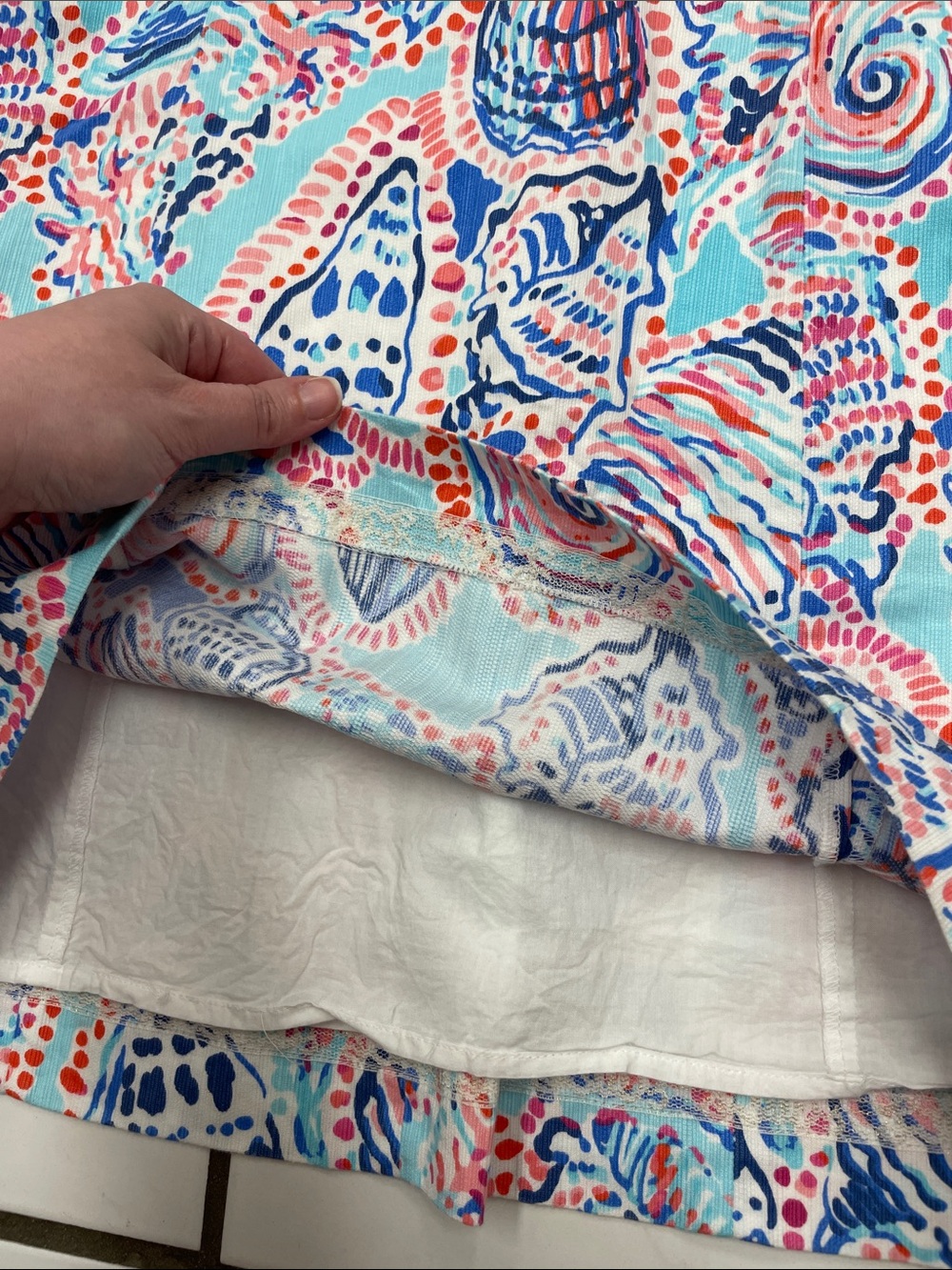 Lily Pulitzer 100% Cotton Gabby Mini Shift Dress in Shell Me About It Size 4 - Picture 9 of 15